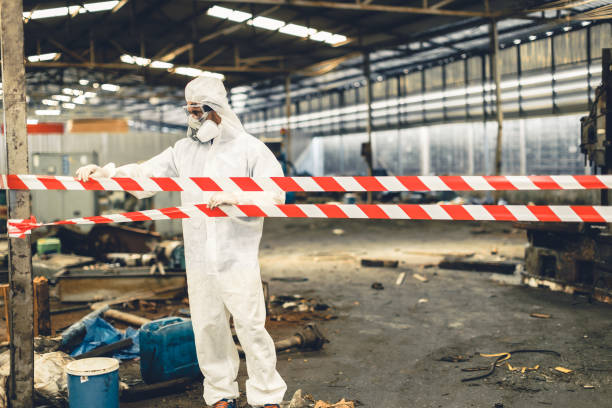 Professional Odor Removal technician working in Kirkland, IL